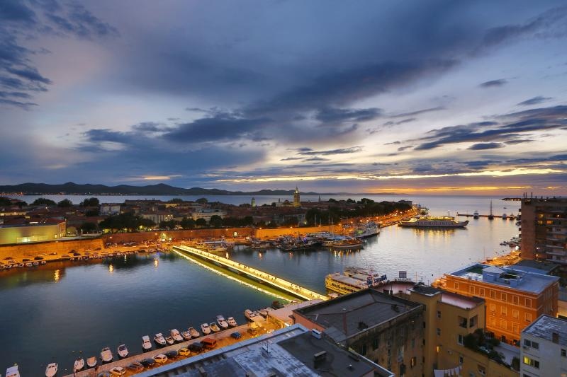 Kišni ponedjeljak, prvi dan rujna, ipak je završio lijepim smirajem nad Zadarskim kanalom, Foto: Filip Brala/PIXSELL Kišni ponedjeljak, prvi dan rujna, ipak je završio lijepim smirajem nad Zadarskim kanalom, Foto: Filip Brala/PIXSELL