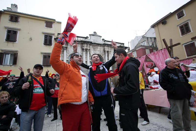 Image 1098625 (auto)