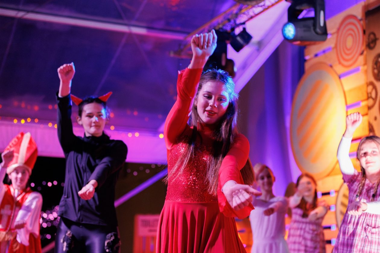 dječja predstava o svetom Nikoli, Božićni gramofon na Pijaci dječja predstava o svetom Nikoli, Božićni gramofon na Pijaci