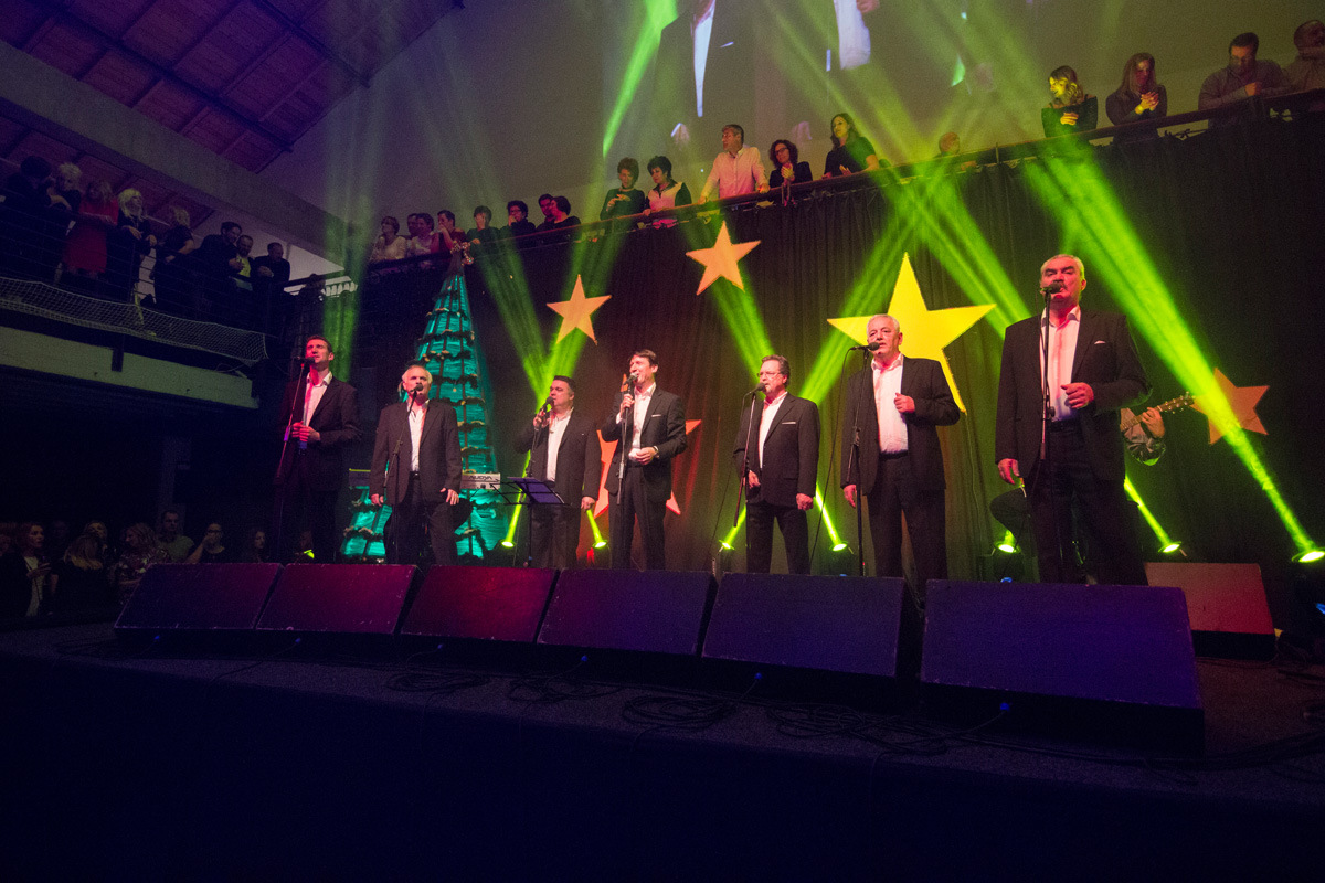 Božićni koncert Tomislava Bralića i klape Intrade u zadarskom klubu Arsenal 25. prosinca 2016.