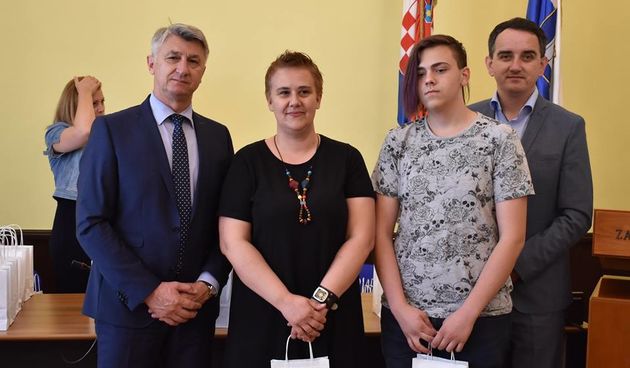 Ponos Zadarske županije: Župan nagradio najbolje učenike