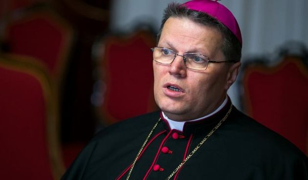 Djakovo – Djakovacko-osjecki nadbiskup i metropolit mons. dr. Djuro Hranic odrzao je konferenciju za medije prigodom nadolazece svetkovine Rodjenja Gospodnjega – Bozica. Tom je prigodom nadbiskup Djuro uputitio svoju Pastirsku bozicnu poruku. Photo: Davor