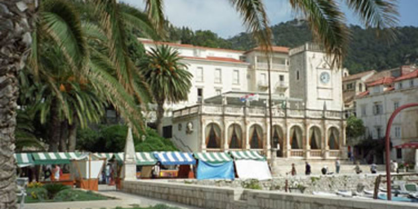 Sunčani Hvar Sunčani Hvar