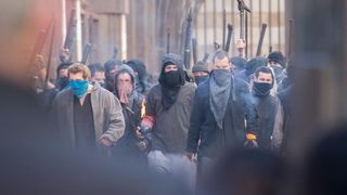 Jamie Dornan na setu snimanja filma Robin Hood Origins