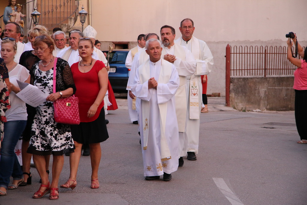 Procesija za blagdan Kraljice mira u Stanovima 22. kolovoza 2016. Procesija za blagdan Kraljice mira u Stanovima 22. kolovoza 2016.