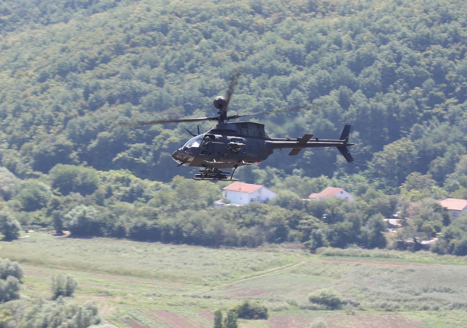 Preleti Rafalea i Krila oluje na obilježavanju 29. obljetnice VRO Oluja @ Knin Preleti Rafalea i Krila oluje na obilježavanju 29. obljetnice VRO Oluja @ Knin