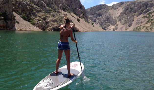 Veslanje na dasci (paddling)