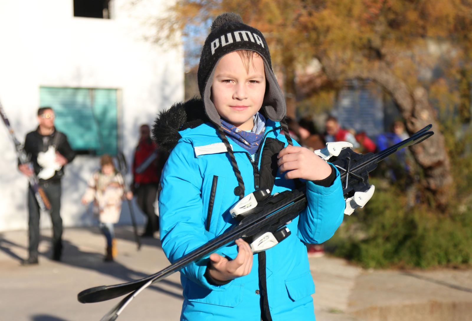 Skijaški spektakl u Velom Ižu: Pripreme za utrku “Iška kraljica”