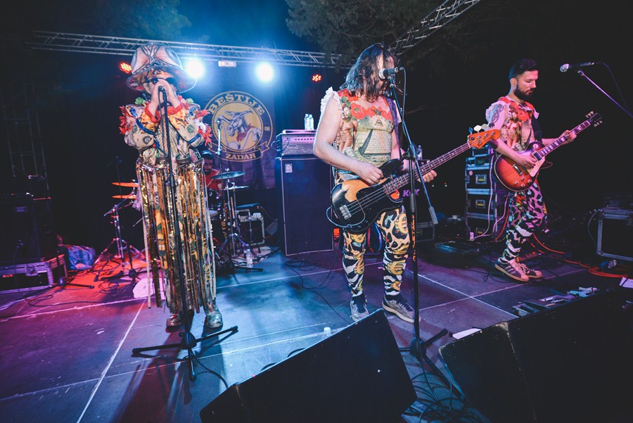 Puntamika: Let 3 i Beštije