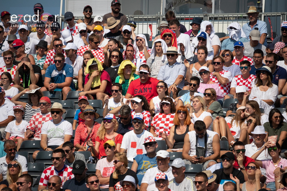 Davis Cup: Vruća navijačka atmosfera u meču Ćilića i Querreya