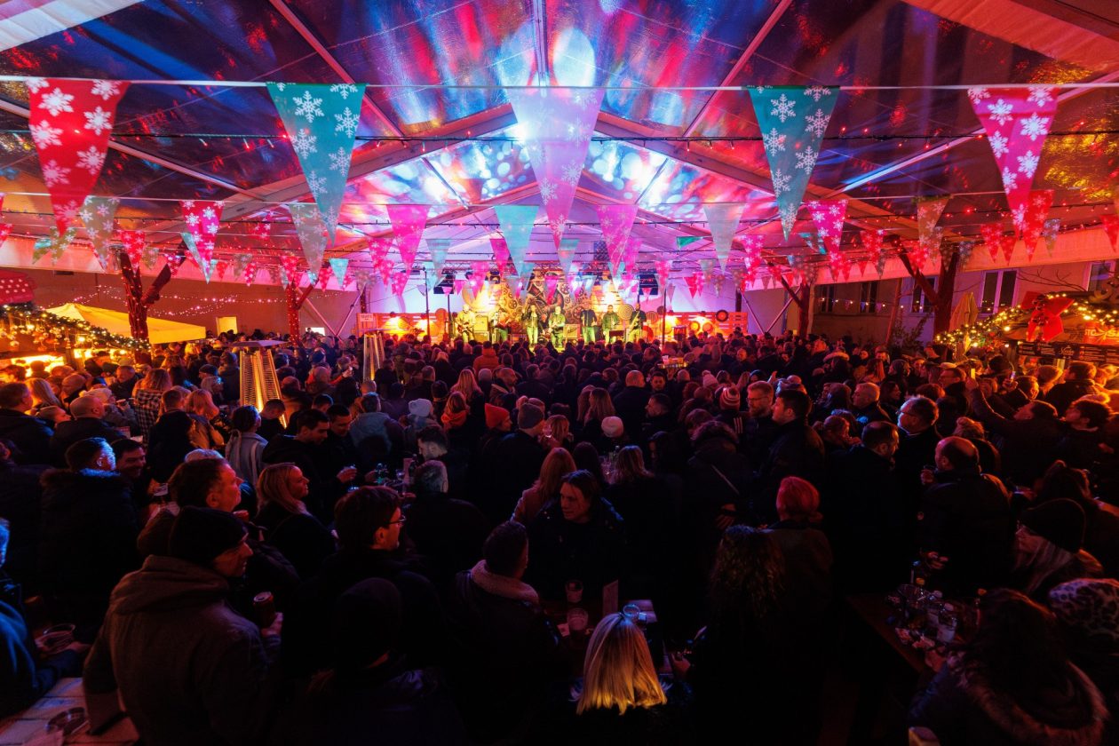 Gustafi @ Božićni gramofon