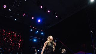 Severina spektakularnim koncertom oduševila 50 tisuća Makedonaca