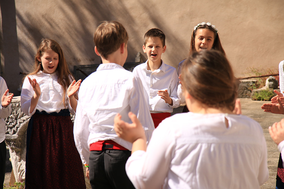 OŠ Zadarski otoci: “Igrajmo se igrajmo-igre dida moga”