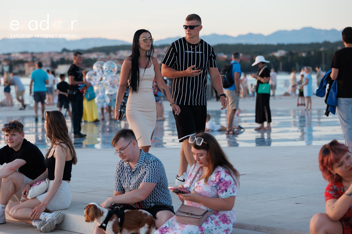 Večernji đir po gradu 18. lipnja 2024. Večernji đir po gradu 18. lipnja 2024.