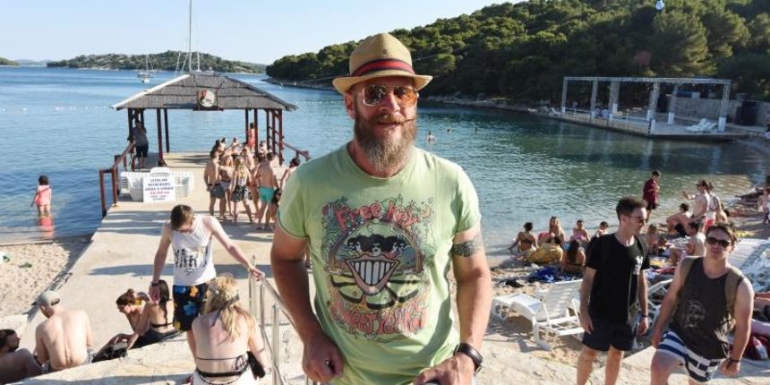 01.07.2015., Tisno – Svecanom otvorenju Garden Festivala prisustvovali su Ivan Klarin, nacelnik opcine Tisno i Nick Colgan osnivac The Garden Festivala. Photo: Hrvoje Jelavic/PIXSELL