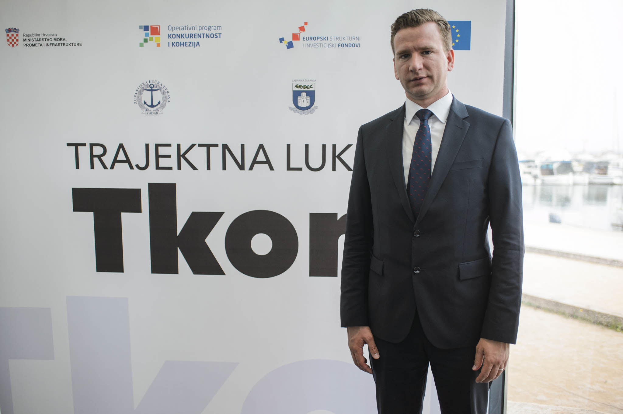 Ministar Oleg Butković potpisao ugovore za izgradnju trajektne luke Tkon i sanaciju luka Turanj, Mandre i Petrčane Ministar Oleg Butković potpisao ugovore za izgradnju trajektne luke Tkon i sanaciju luka Turanj, Mandre i Petrčane