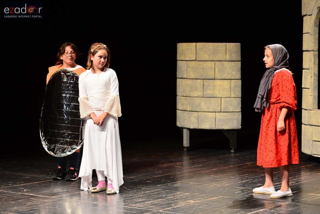 Premijera predstave “Snjeguljica” u izvedbi polaznika “Donatoline 1” Premijera predstave “Snjeguljica” u izvedbi polaznika “Donatoline 1”