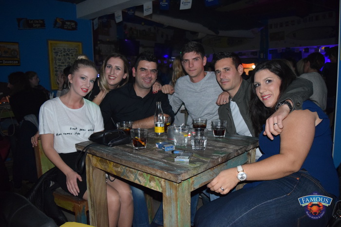 Songbusters i Elena Stella @ Famous Beach Bar & Grill Songbusters i Elena Stella @ Famous Beach Bar & Grill