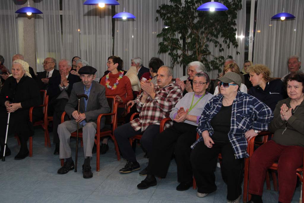 Valentinovo u Domu za stare i nemoćne, foto-I. PERINCIC