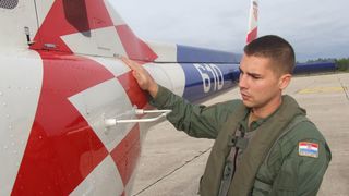 Zemunik: Započela obuka pilota u helikopteru Zemunik: Započela obuka pilota u helikopteru