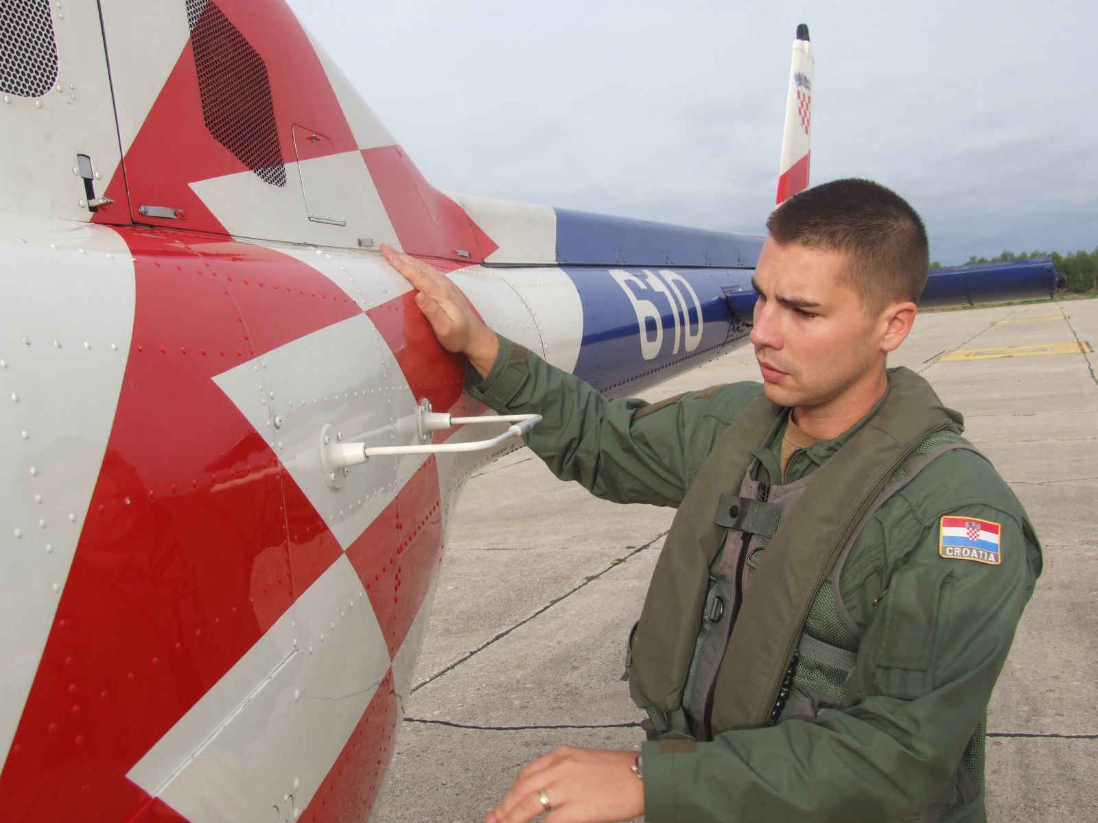 Zemunik: Započela obuka pilota u helikopteru Zemunik: Započela obuka pilota u helikopteru