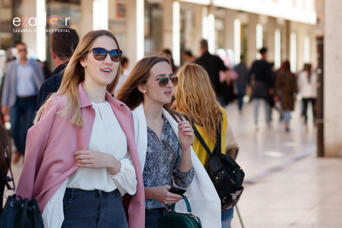 Đir po gradu, subotnja špica 6. travnja 2019. Đir po gradu, subotnja špica 6. travnja 2019.