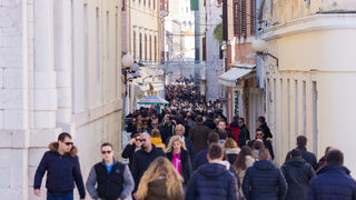 Badnjak 2016: Blagdanski đir po gradu 24. prosinca Badnjak 2016: Blagdanski đir po gradu 24. prosinca
