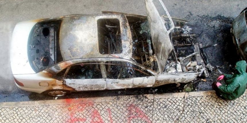 automobil-eksplozija (Daily Mail)