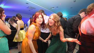 Maturalna večer gimnazije jurja barakovića (foto:Saša Čuka) Maturalna večer gimnazije jurja barakovića (foto:Saša Čuka)