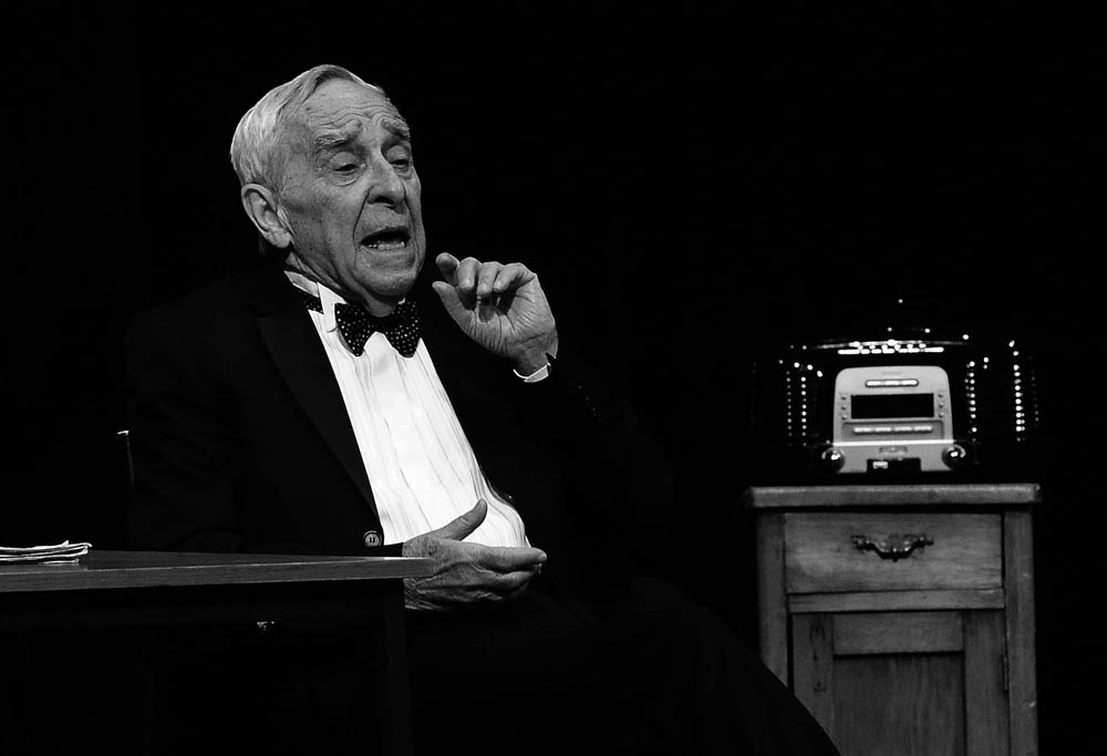 Zadar, 28.02.2013. snimio: Nenad Marčev,
PLANET ART,
Raymond Queneu,
STILSKE VJEŽBE,
Redatelj Tomislav Radić,
Igraju: Lela Margitić i Pero Kvrgić,
Dvorana HNK Zadar Zadar, 28.02.2013. snimio: Nenad Marčev,
PLANET ART,
Raymond Queneu,
STILSKE VJEŽBE,
Redatelj Tomislav Radić,
Igraju: Lela Margitić i Pero Kvrgić,
Dvorana HNK Zadar