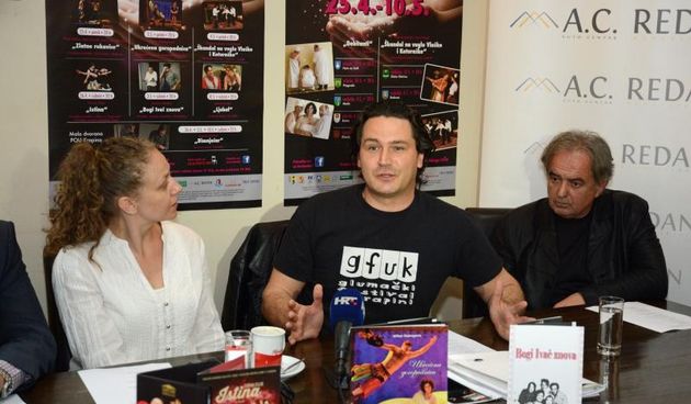 Poznati hrvatski kazalisni i filmski glumac Adam Koncic s kolegama Marijom Boric i Ljubomirom Kerekesom najavio je 7. Glumacki festival u Krapini koji ce se odrzavati od 25.4.-10.5. s ukupno 8 predstava