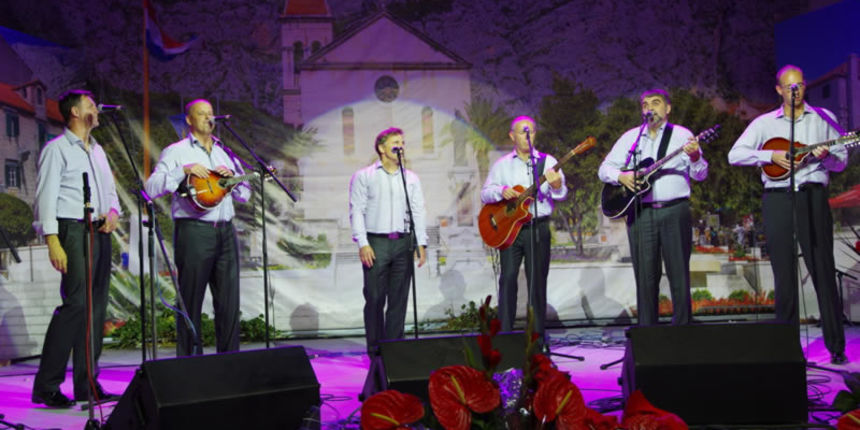 Rezervirajte ponedjeljak za klapu Tramuntana Rezervirajte ponedjeljak za klapu Tramuntana