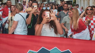 Zadar priredio čudesan doček svojim Vatrenim herojima (1)