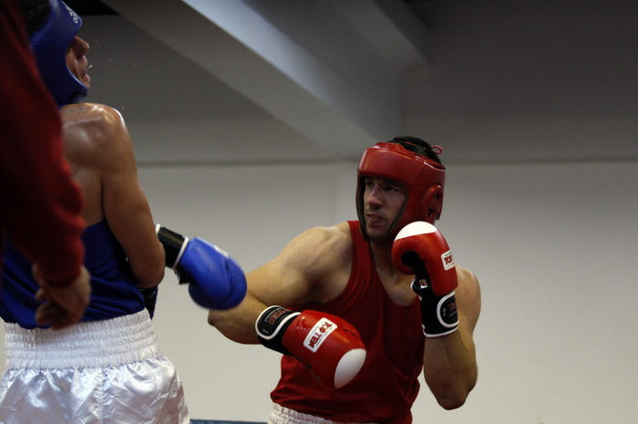 Zadar, 191110
Boksacka priredba u dvorani na Visnjiku gdje se nalazi Boksacki klub Diabolik. Odrzan je niz boksackih meceva. Turnir organizira BK Diabolik a to je njegov dar gradu Zadru povodom Blagdana Svetog Krsevana, njegovog zastitnika. Vec dugi niz g