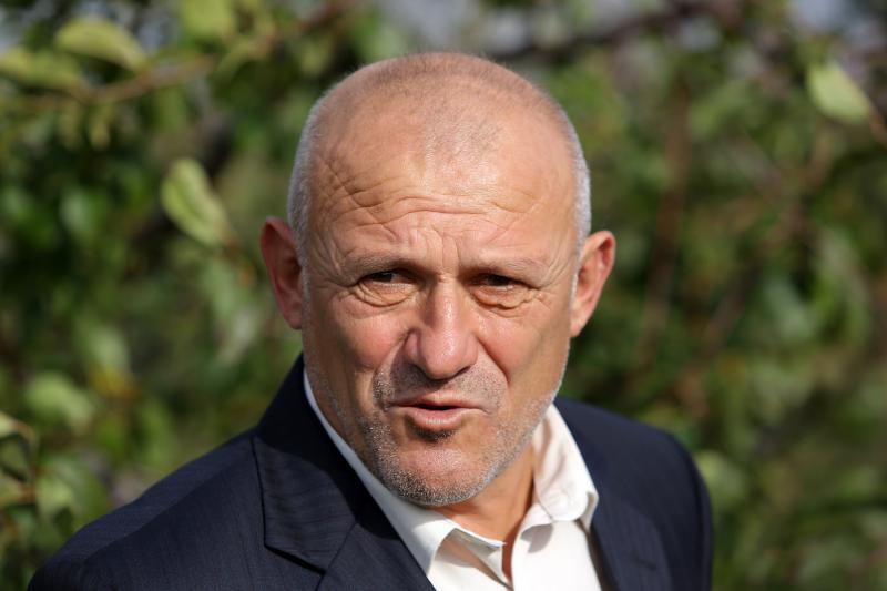 09.11.2013., Tinj – Predsjednik RH Ivo Josipovic posjetio je poljoprivrednike u Tinju te poljoprivrednu zadrugu Maraska Tinj koja je vazan dobavljac visnje maraske za zadarsku tvrtku Maraska d.d. Photo: Filip Brala/PIXSELL