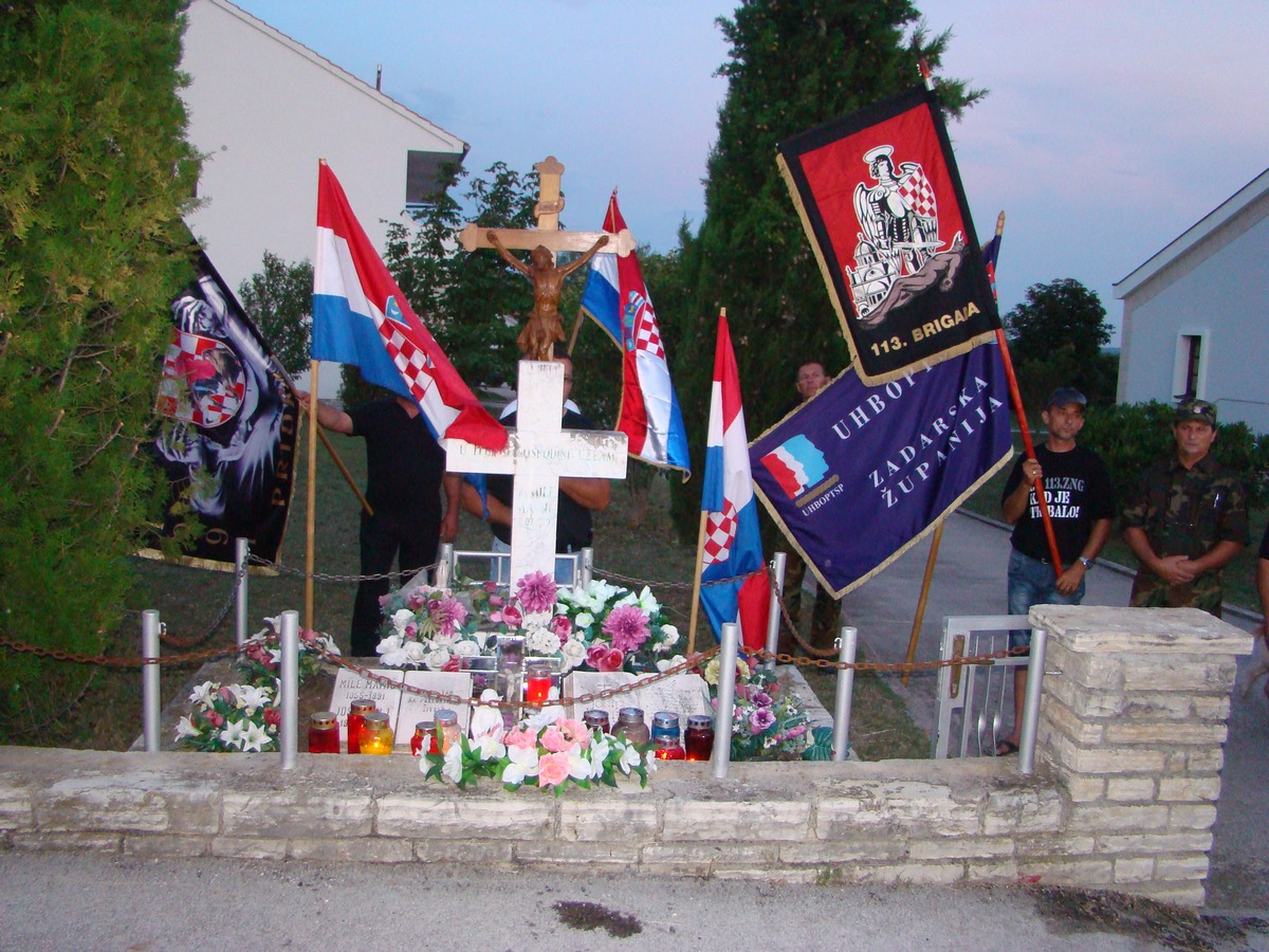 molitvena hodnja, bulic vuksic lisane molitvena hodnja, bulic vuksic lisane