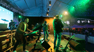 Sveti Nikola i bend Zaratino razveselili i zabavili posjetitelje Sveti Nikola i bend Zaratino razveselili i zabavili posjetitelje