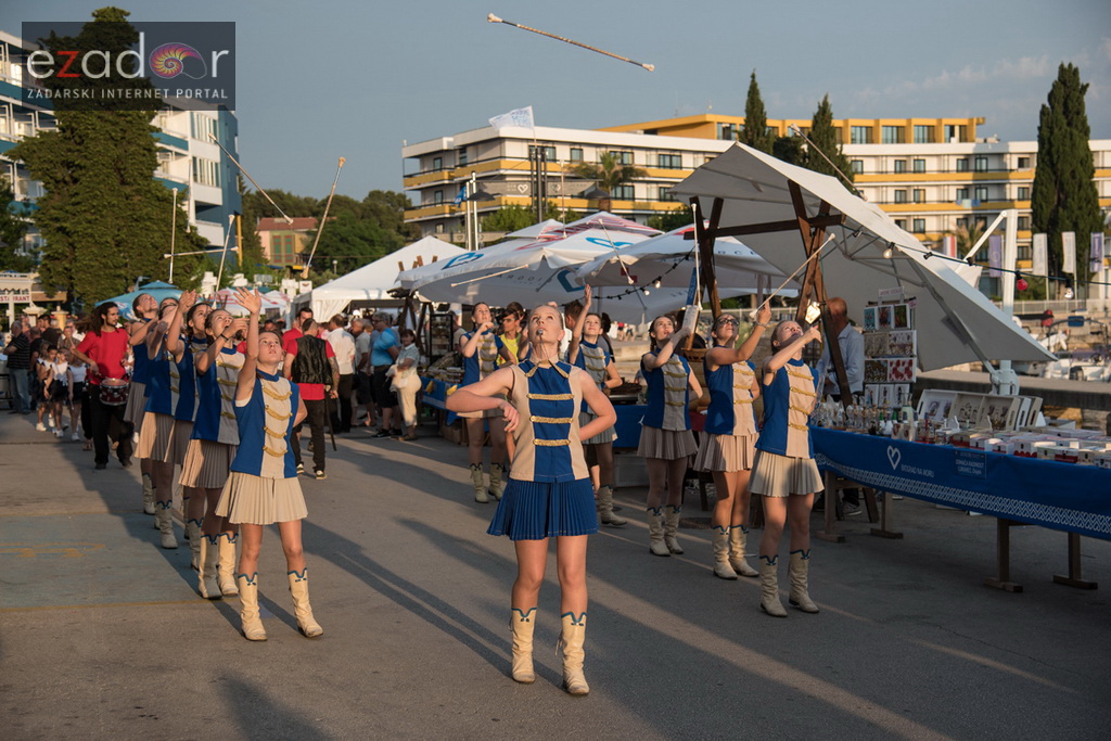 Otvoren 12. biogradski Gastro stol Otvoren 12. biogradski Gastro stol