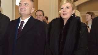 Kolinda Grabar Kitarović s albanskim predsjednikom susrela se sa stanovnicima Arbanasa Kolinda Grabar Kitarović s albanskim predsjednikom susrela se sa stanovnicima Arbanasa