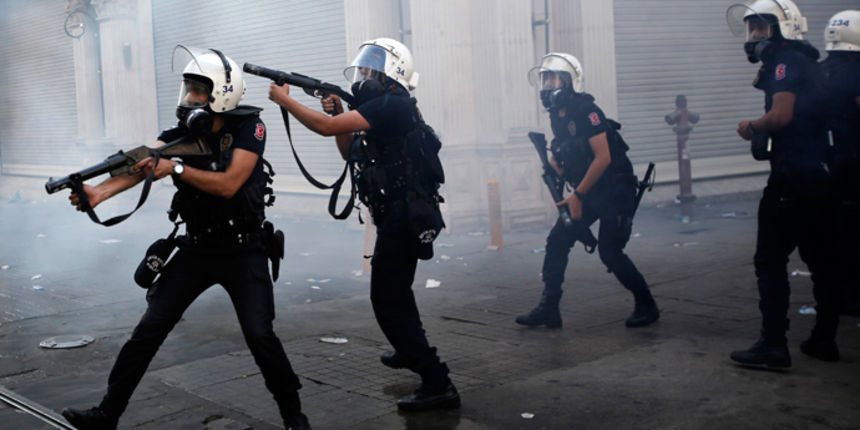 Turska policija, foto-rt.com