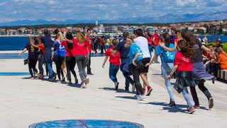 Ludijada maturanata na zadarskoj rivi 17. svibnja 2016. Foto: Bojan Bogdanić