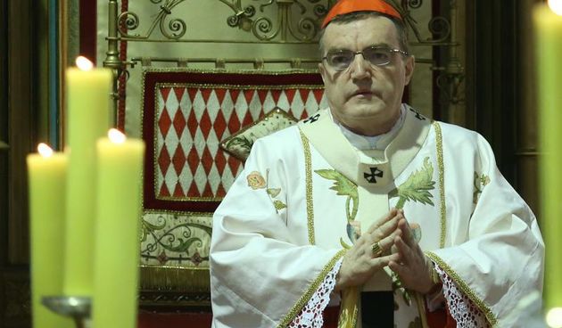 Nadiskup zagrebacki, kardinal Josip Bozanic, predvodio je Uskrsnju svetu misu povodom najveceg katolickog blagdana u zagrebackoj prvostolnici. Photo: Sanjin Strukic/PIXSELL