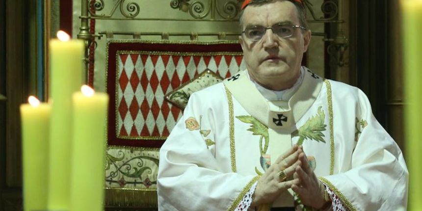 Nadiskup zagrebacki, kardinal Josip Bozanic, predvodio je Uskrsnju svetu misu povodom najveceg katolickog blagdana u zagrebackoj prvostolnici. Photo: Sanjin Strukic/PIXSELL Nadiskup zagrebacki, kardinal Josip Bozanic, predvodio je Uskrsnju svetu misu povodom najveceg katolickog blagdana u zagrebackoj prvostolnici. Photo: Sanjin Strukic/PIXSELL