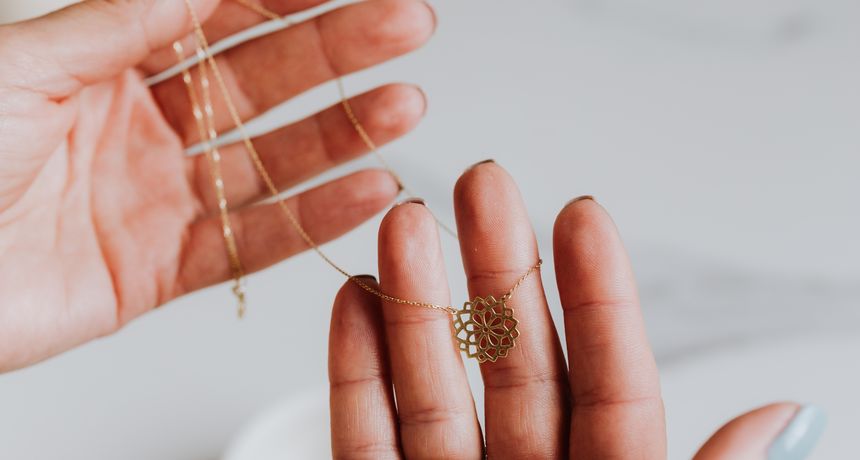 Auro Domus – zlato Auro Domus – zlato