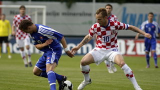 Varazdin, 190510.
Na gradskom stadionu u Varazdinu igra se kvalifikacijska utakmica za europsko prvenstvo U-21 izmedju reprezentacija Hrvatske i Slovacke.
Na slici: Ivan Rakitic.
Foto: Zeljko Hajdinjak / CROPIX