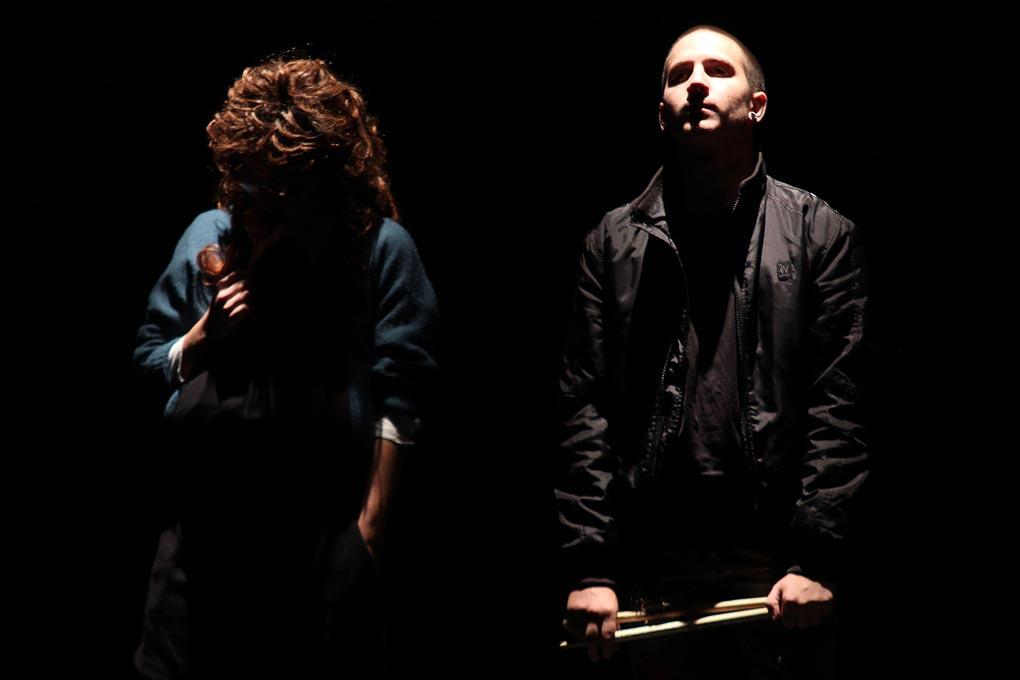 U suradnji HNK Zadar i Kazališne udruge “Igrajmo se” premijerno je izvedena predstava “Sasvim sam popubertetio” u režiji Žane Bumber. foto: Iva Perinčić U suradnji HNK Zadar i Kazališne udruge “Igrajmo se” premijerno je izvedena predstava “Sasvim sam popubertetio” u režiji Žane Bumber. foto: Iva Perinčić