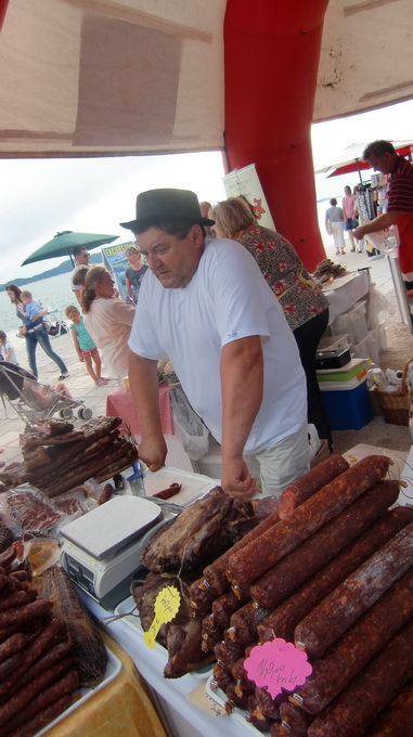 “Kupujmo Hrvatsko” 24. lipnja na Rivi “Kupujmo Hrvatsko” 24. lipnja na Rivi