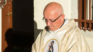 OLYMPUS DIGITAL CAMERA OLYMPUS DIGITAL CAMERA