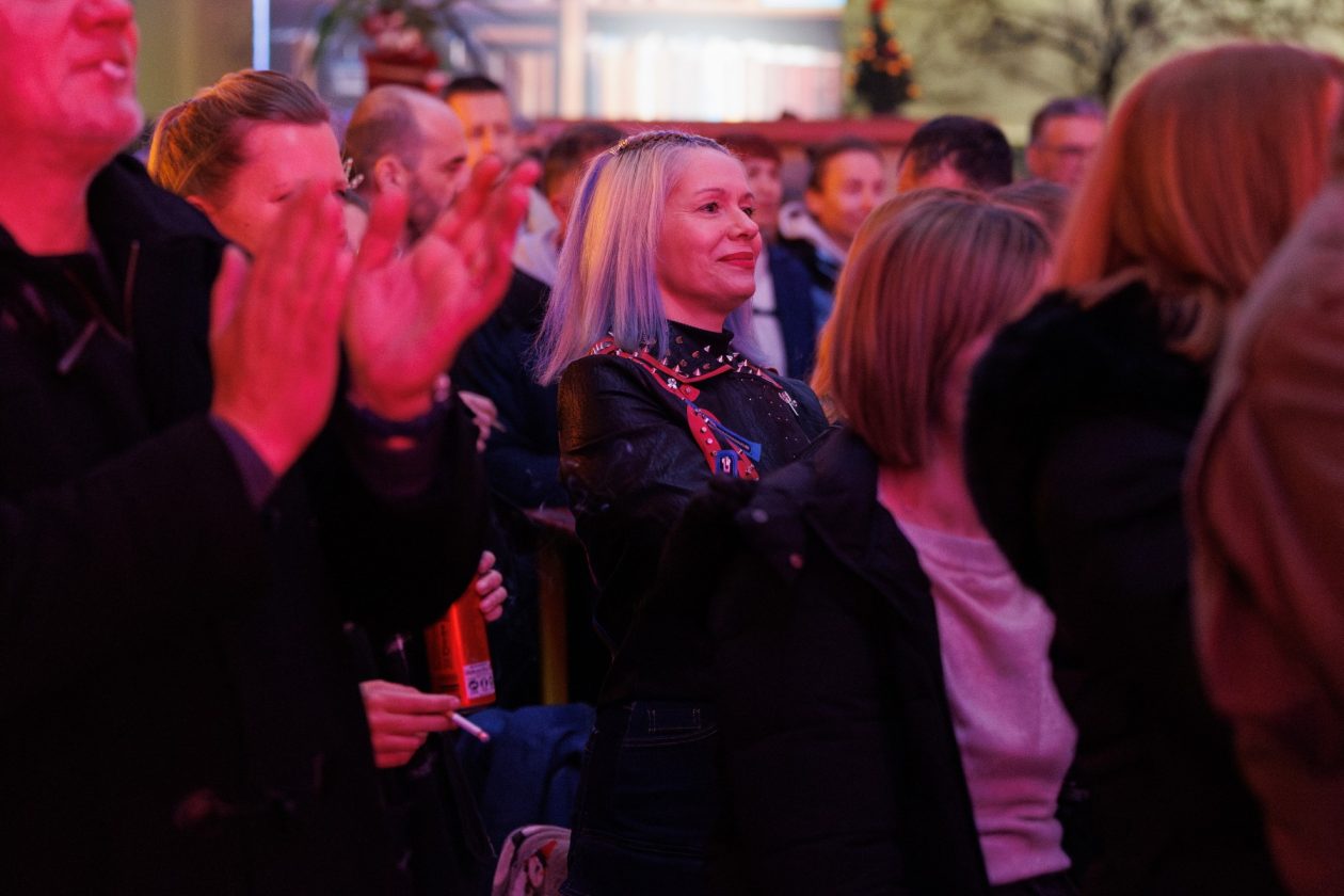 Jonathan @ Božićni gramofon Jonathan @ Božićni gramofon