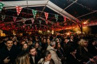 Nipplepeople @ Advent u Zadru – Božićni gramofon na Pijaci